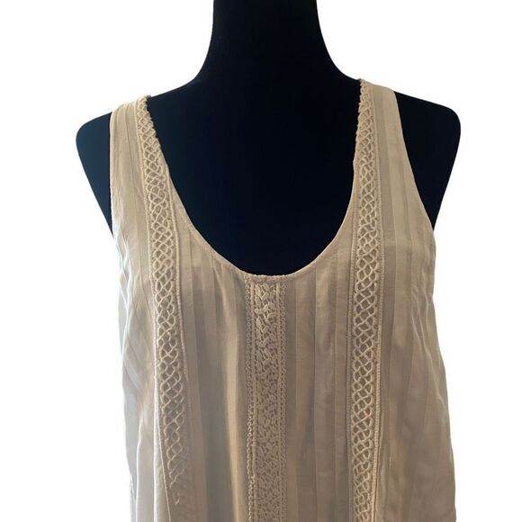 Victoria's Secret White‎ Sleeveless Short Dress - Picture 2 of 10